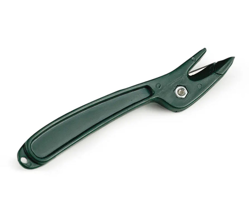 Shires Economy Yard Knife