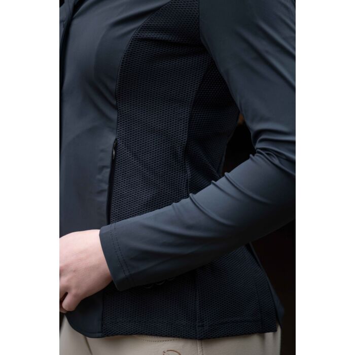 slim-fit-show-coat-pocket