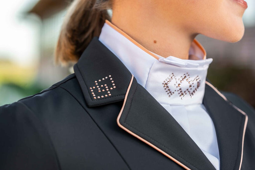 Stock Tie white under