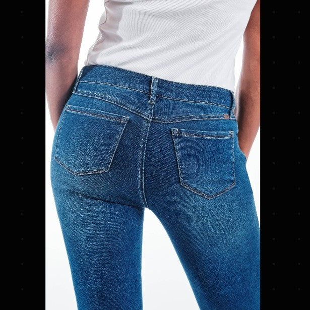 1822 Denim - Tall 38” Butter Slim Boot In Ziggy back detail