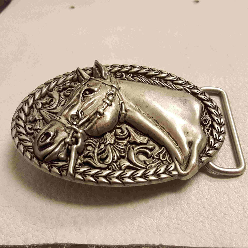 Axesoria West - Genuine Leather belt with Racing Horse Silver finish Buckle showing just buckle