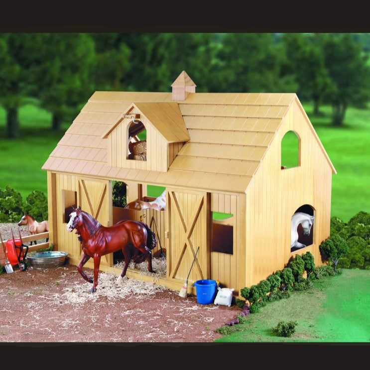 BREYER Deluxe Wood Barn with Cupola full view