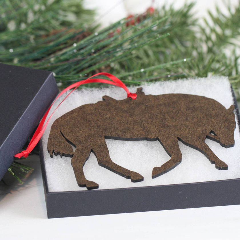 Classy Equine - Chestnut Overo Western Riding Ranch Horse Christmas Ornament back