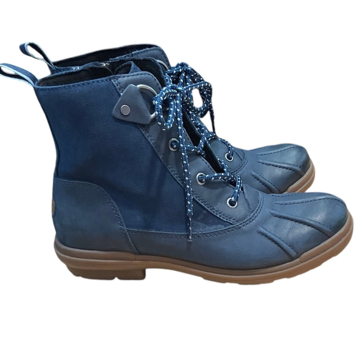 KHS EXCHANGE 8 Women's Navy Ugg Hapsburg Duck Boots