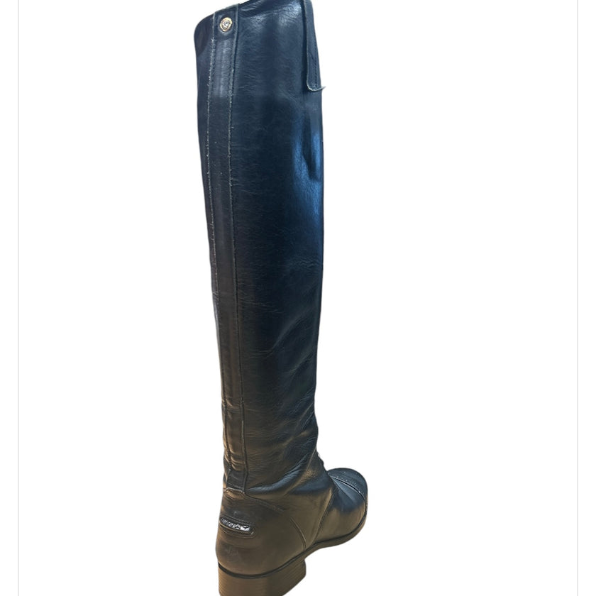 KHS-E 6 Ariat® Field Boots shows back and heel.