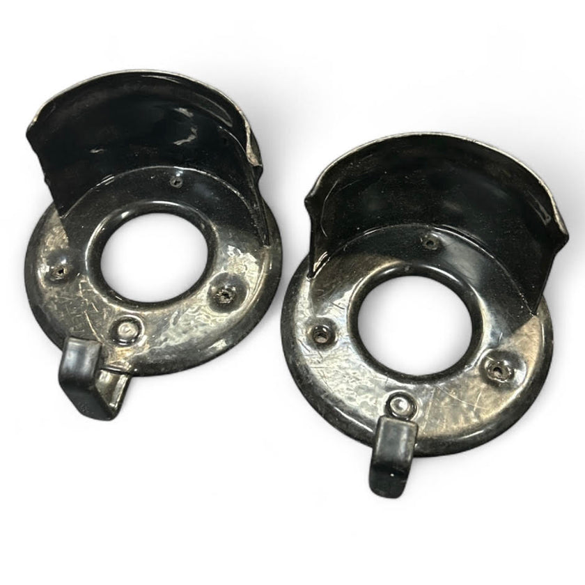 KHS-E Bridle Hook - Two black metal brackets 