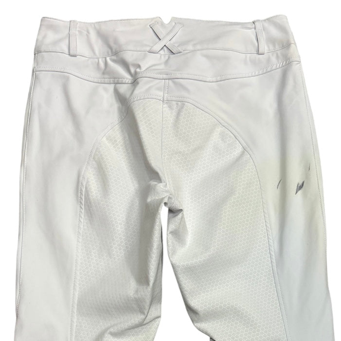 KHS-E (L) Daisy Chic Full Seat Breech shows a small stain on the right upper leg