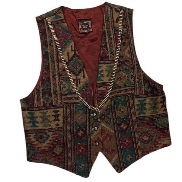 show vest with geometric brown pattern