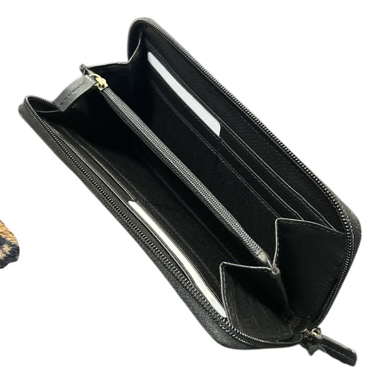 SIT Custom Square Wallet shows inside