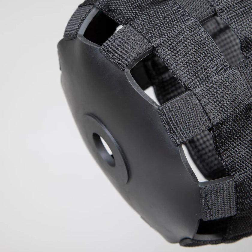 Shires FreeGraze Comfort Grazing Muzzle detail of area in contact with grass. 