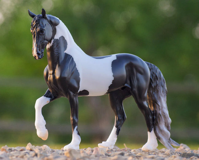 BREYER Battlefield Angel HP