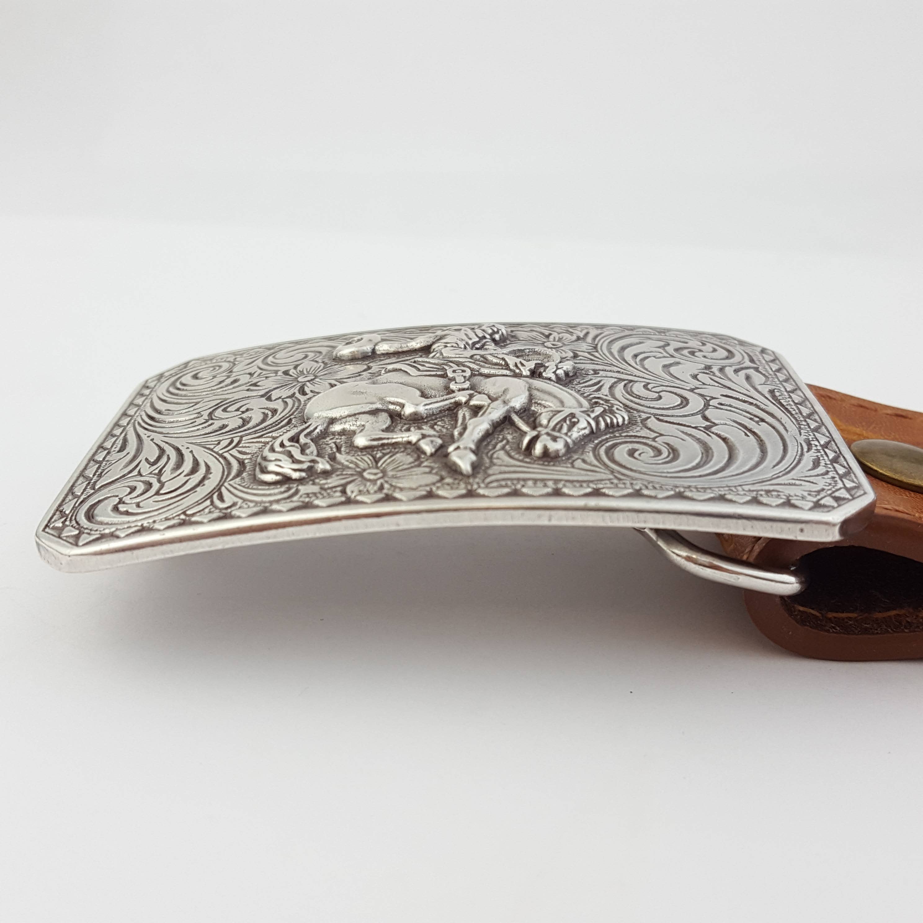 Axesoria West - Silver Rodeo Buckle with Vintage floral tooled belt