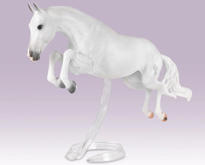 BREYER Clooney 51 shows model jumping on stand 