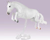 BREYER Clooney 51 shows model jumping on stand 