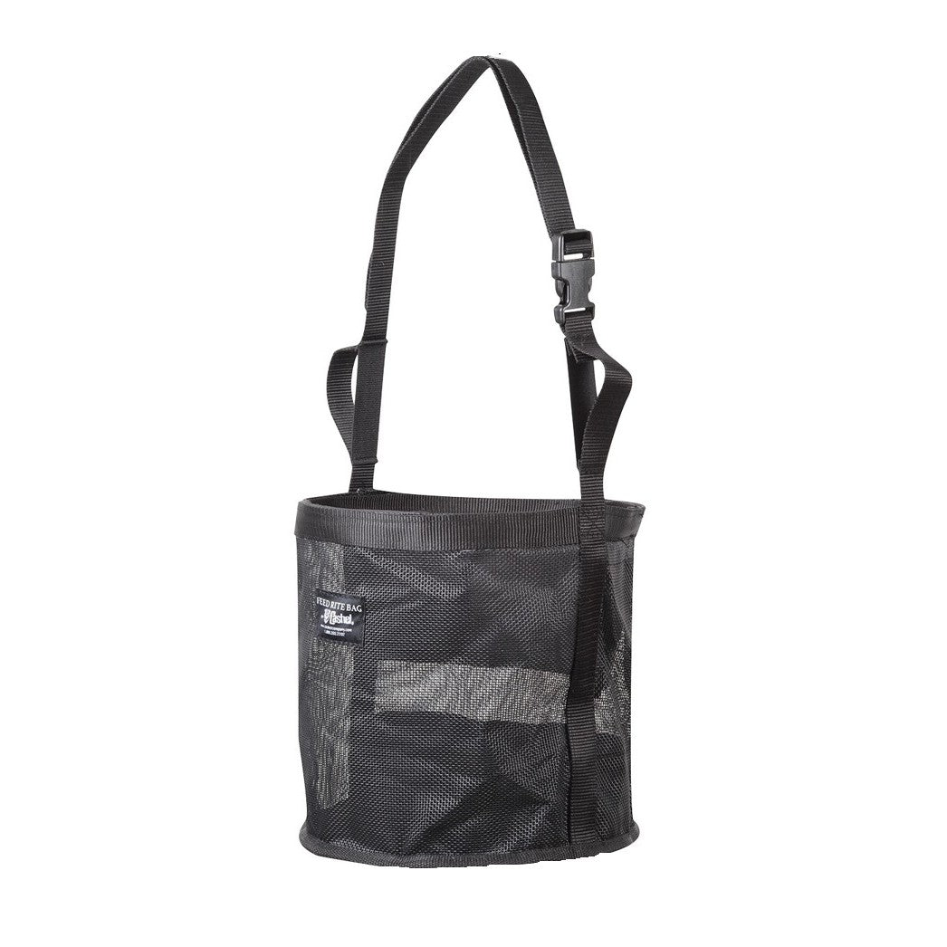 Cashel Feed Rite Bag in black