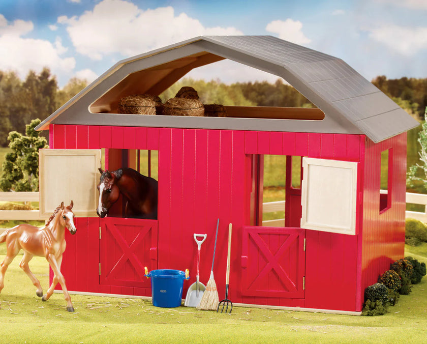 BREYER Painted Deluxe Two-Stall Barn