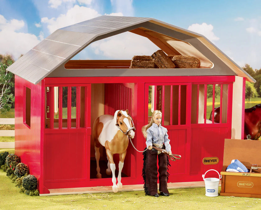 BREYER Painted Deluxe Two-Stall Barn